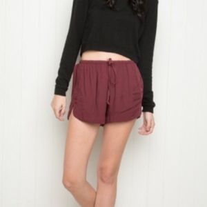 Brandy Melville Eve shorts